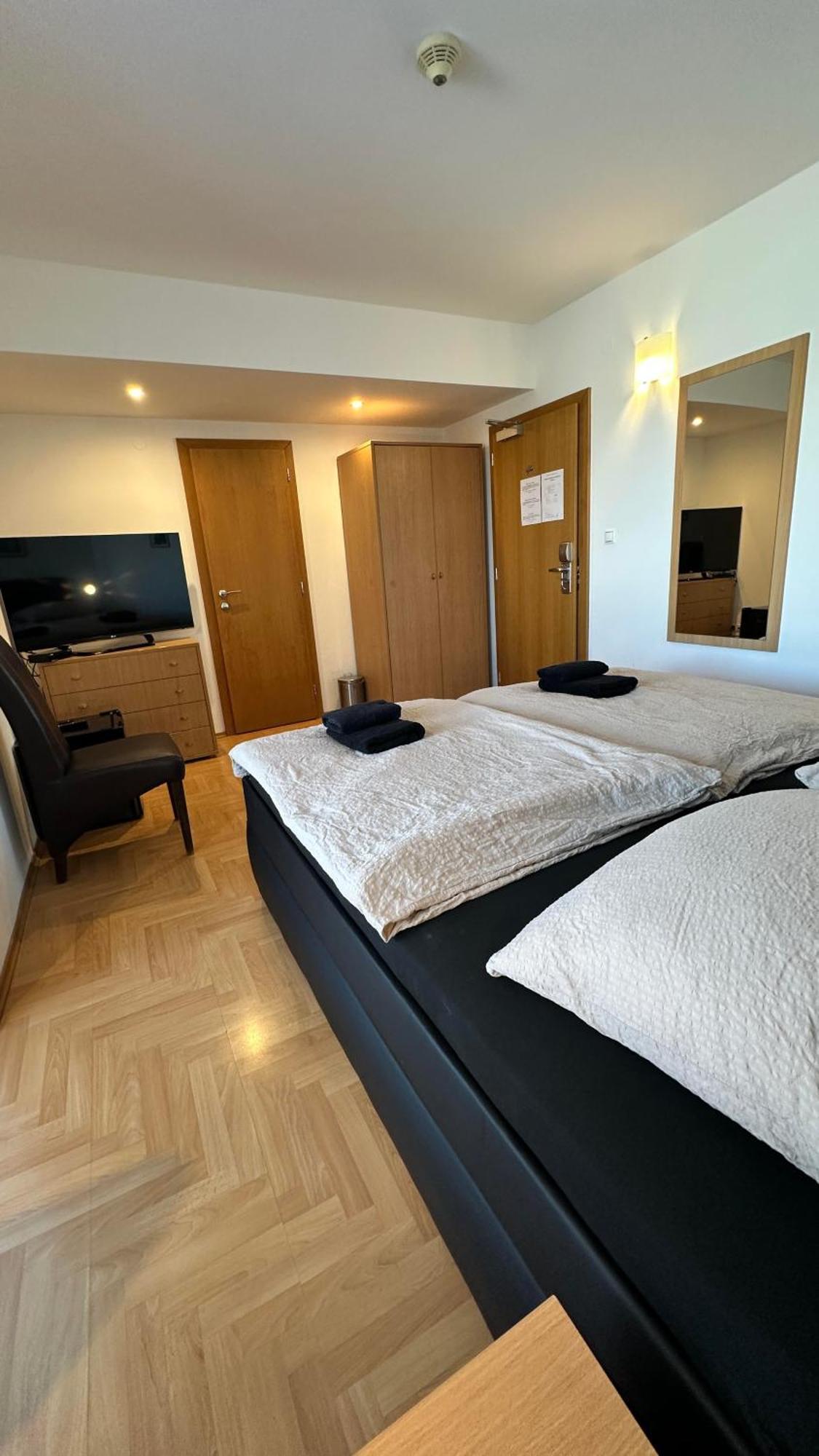 Hotel Muza Kosice Luaran gambar